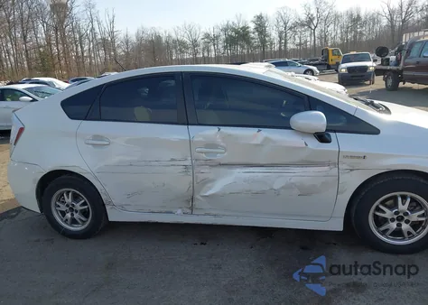 2010 Toyota Prius Iii z USA, uszkodzony, nr VIN JTDKN3DU7A0088152